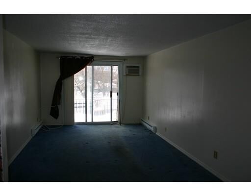 Property Photo:  100 Pemberton St 17  MA 01826 