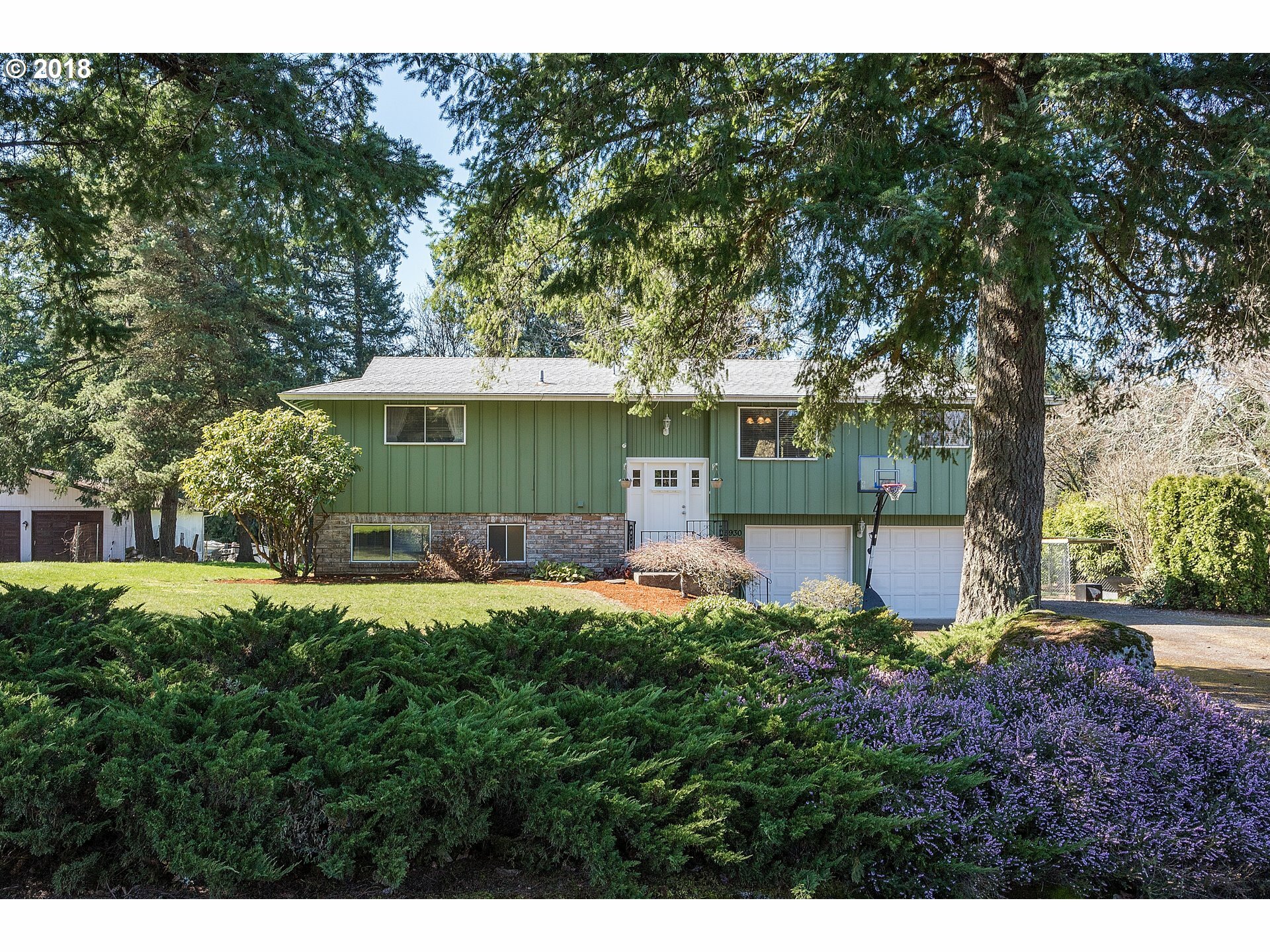 15930 S Sandalwood Rd  Oregon City OR 97045 photo