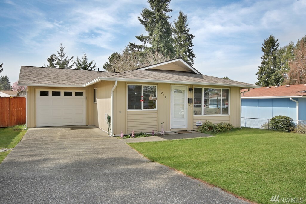 Property Photo:  3710 N Villard St  WA 98407 