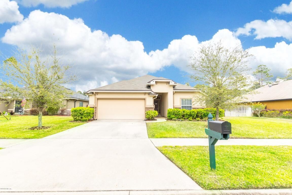 Property Photo:  517 Arborwood Drive  FL 32218 