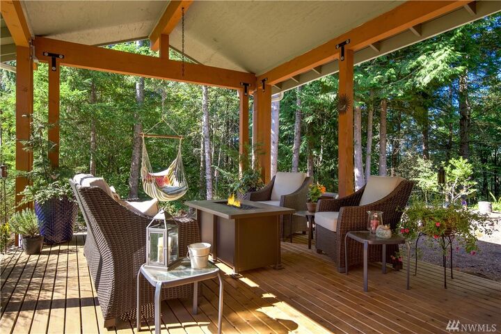 Property Photo:  32816 SE 76th St  WA 98024 