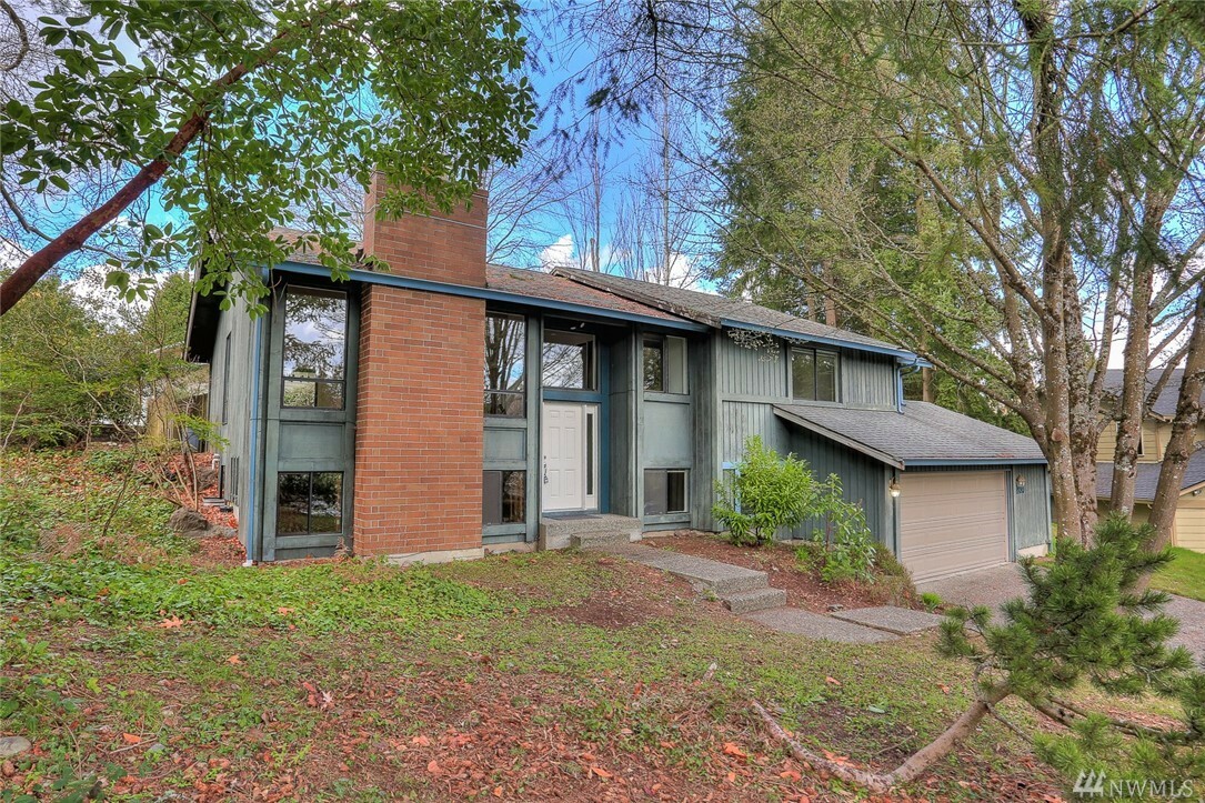 12734 SE 68th Place  Bellevue WA 98006 photo