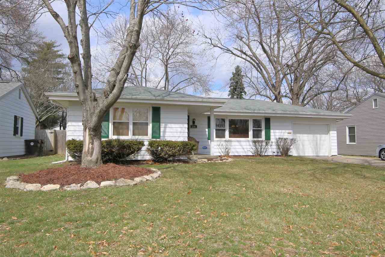 Property Photo:  2101 W Cashman  IL 61604 