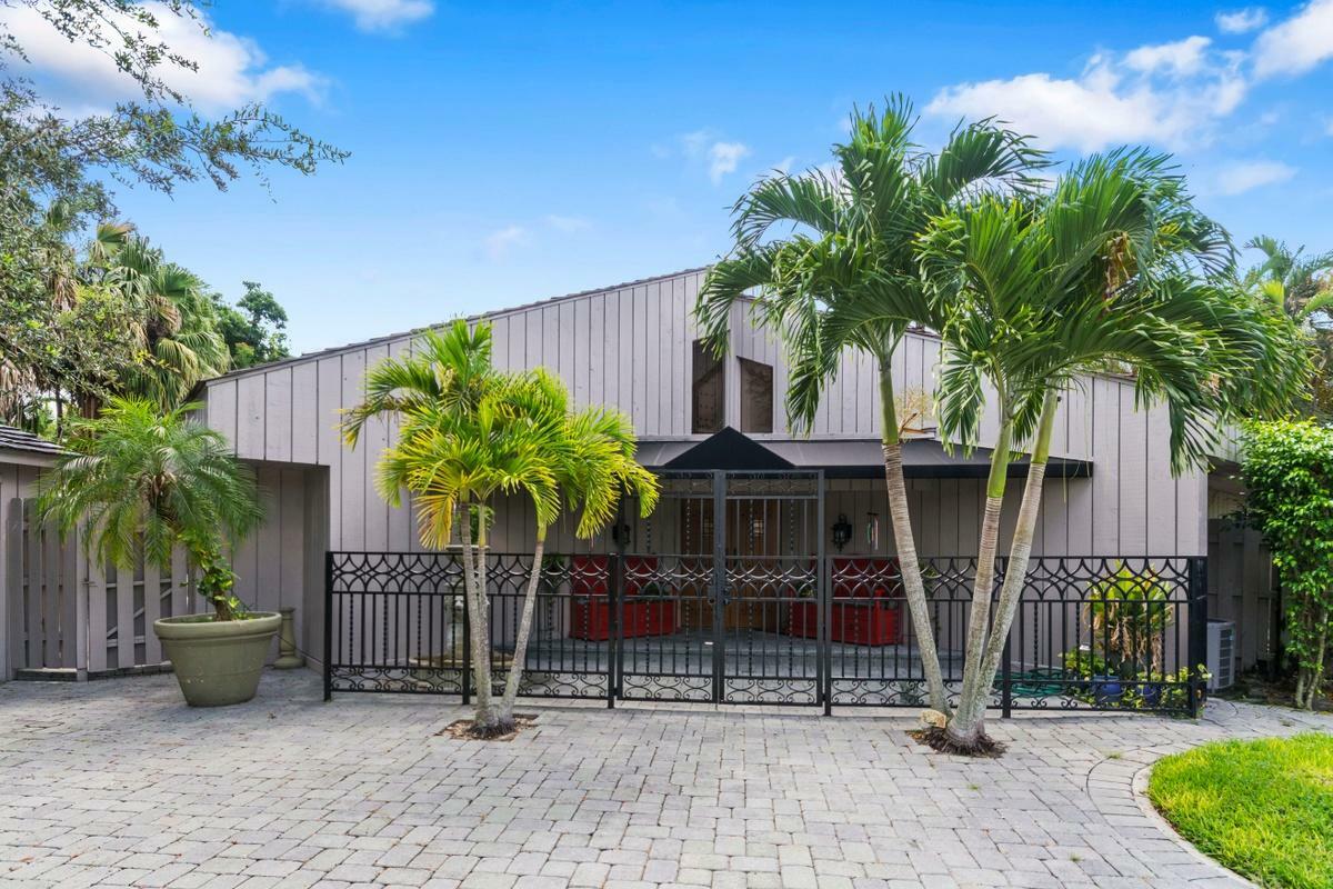 Property Photo: 1378 Partridge Place N FL 33436