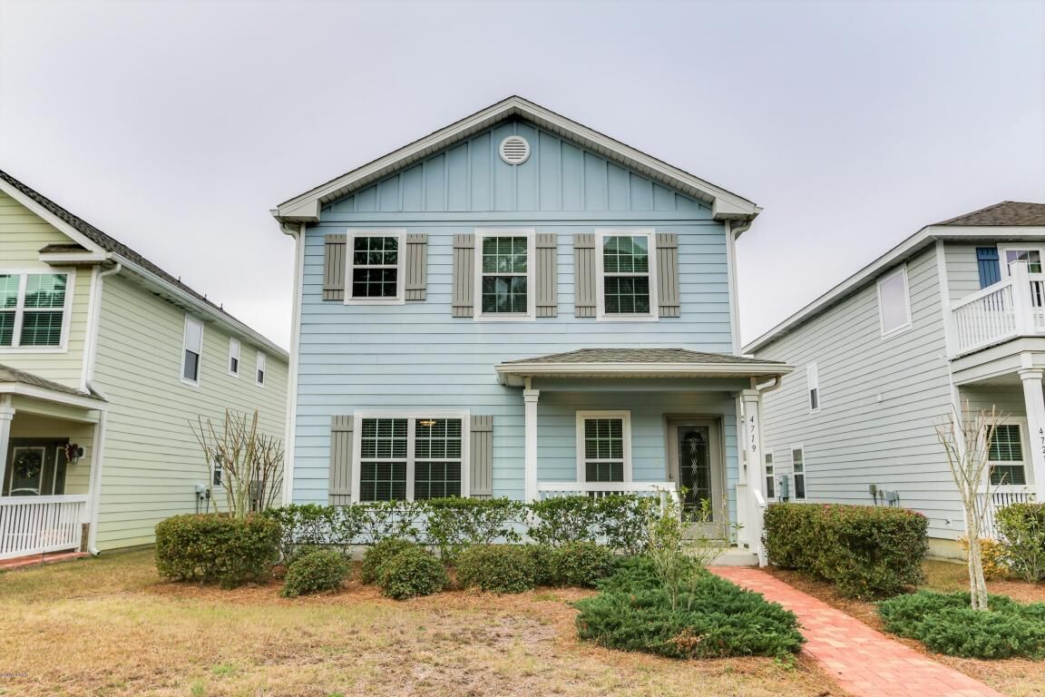 Property Photo: 4719 Bigleaf Lane FL 32408