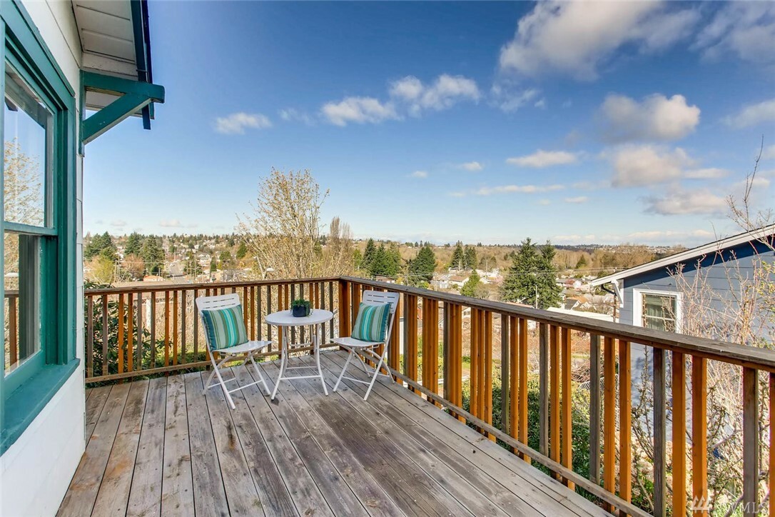 Property Photo:  7718 14th Ave SW  WA 98106 