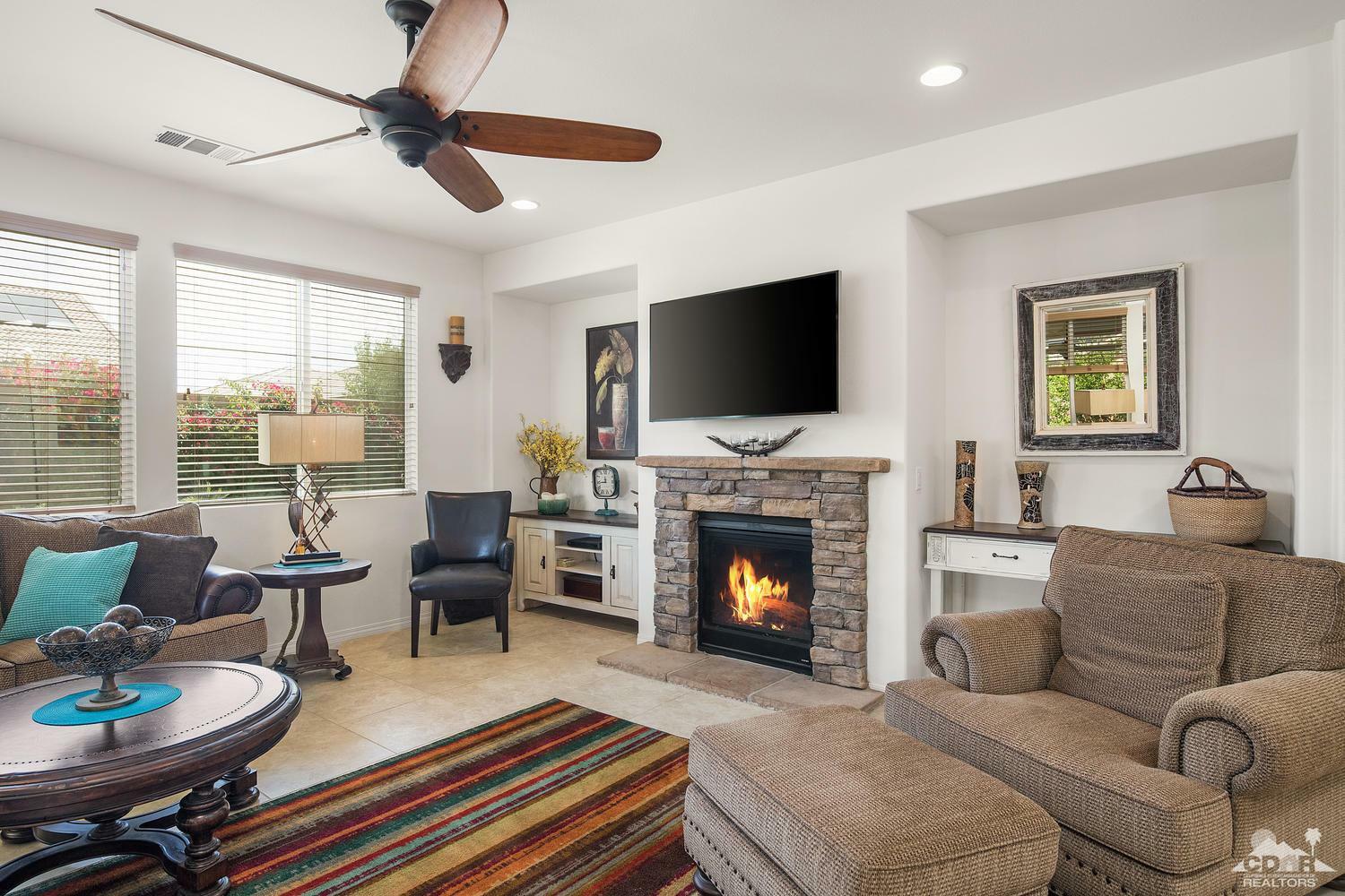 Property Photo: 43584 Anatra Place CA 92203