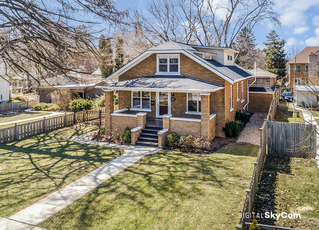 Property Photo:  829 Brainard Street  IL 60563 