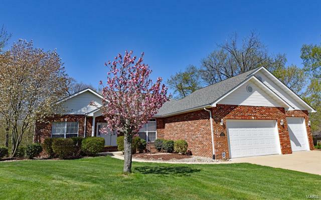 Property Photo:  1105 Naturescape Court   62269 