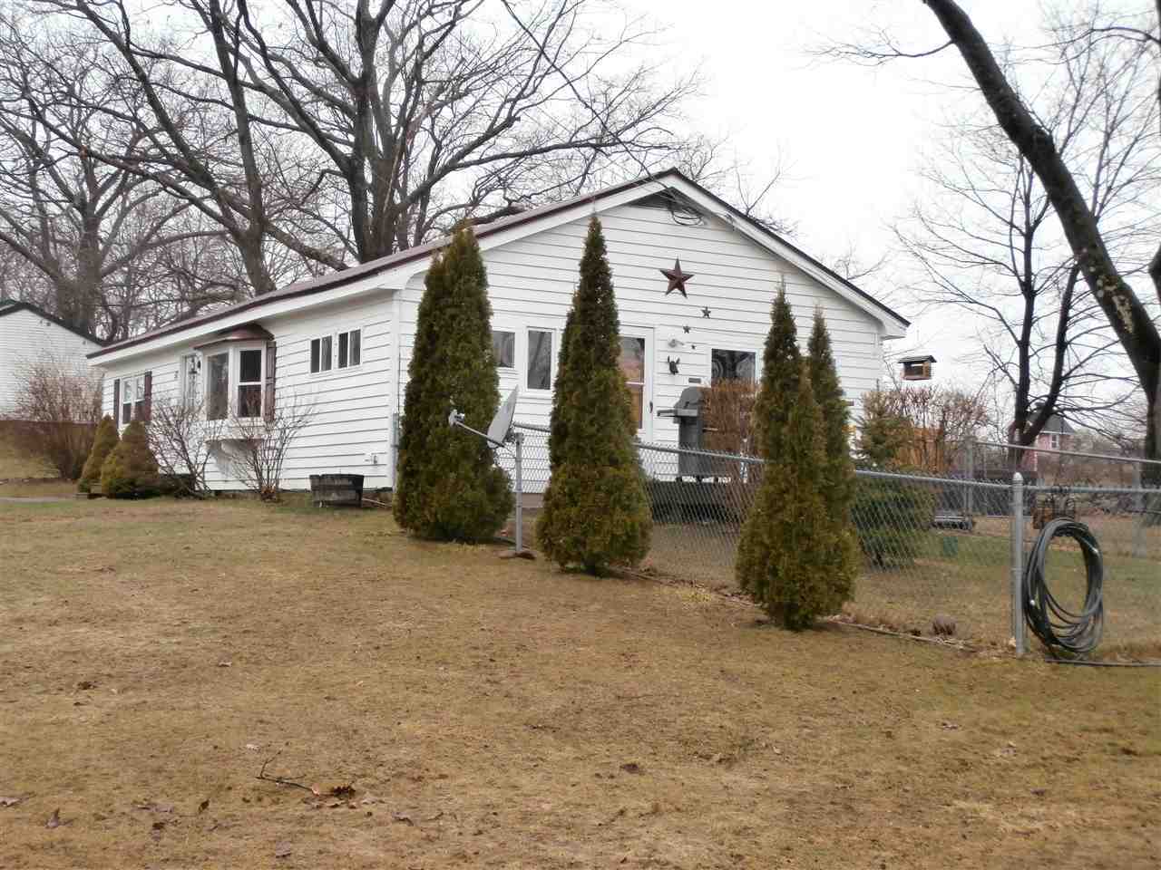 Property Photo:  50 New Hope Drive  NH 03246 