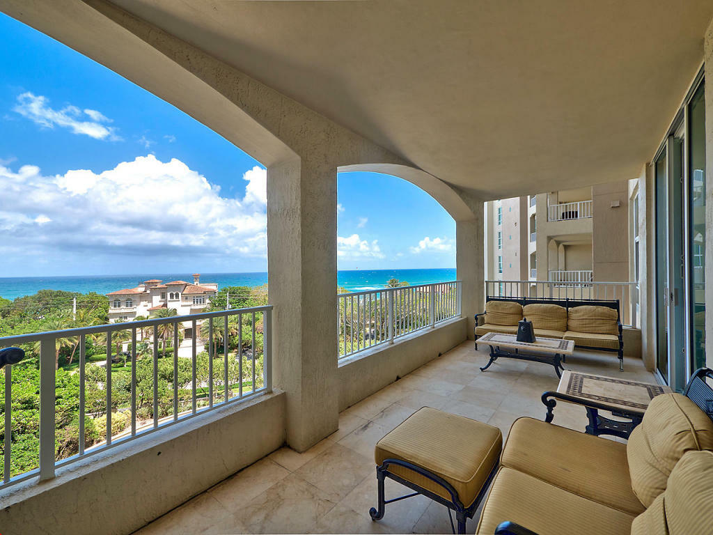 Property Photo: 3740 S Ocean Boulevard 604 FL 33487
