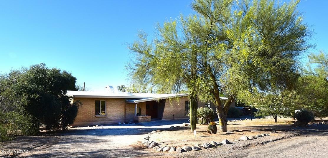 Property Photo:  1130 W Oleta Drive  AZ 85704 