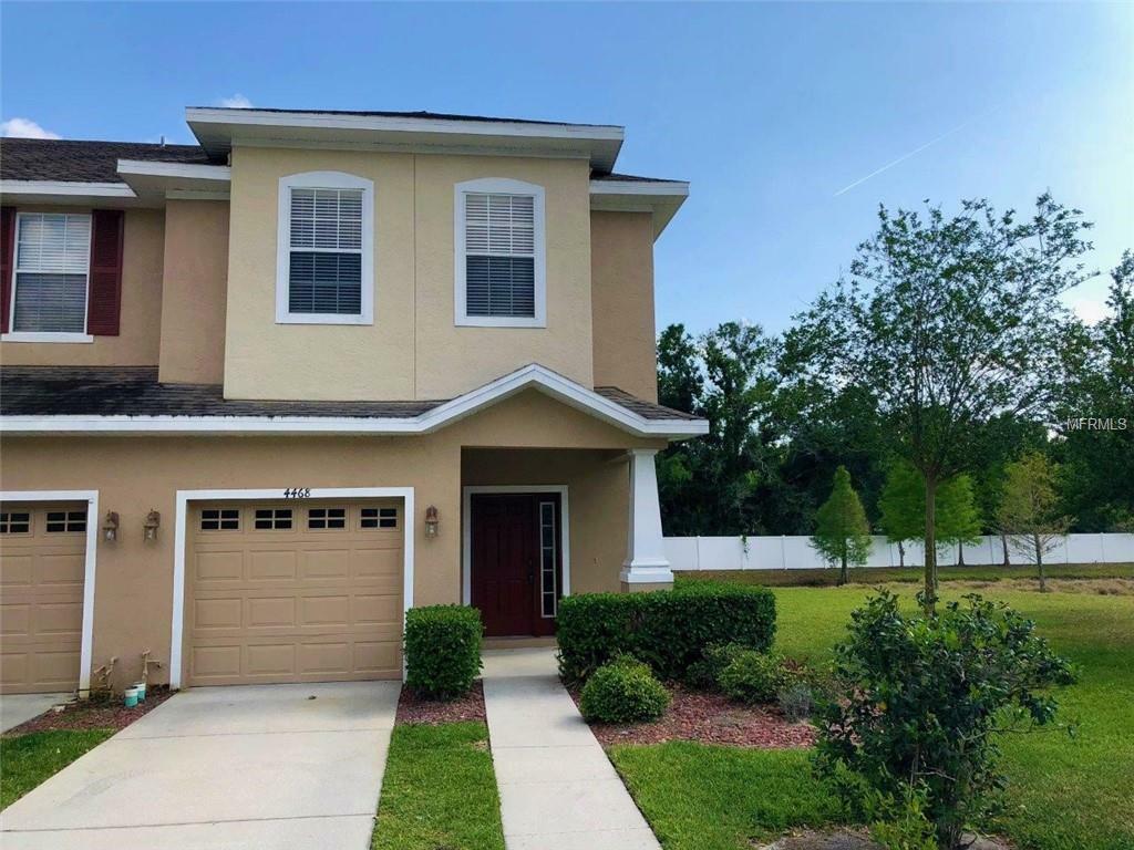 Property Photo: 4468 Amberly Oaks Court FL 33614