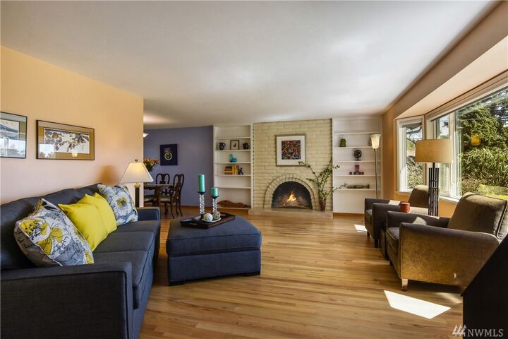 Property Photo: 7244 NE 121st Place WA 98034