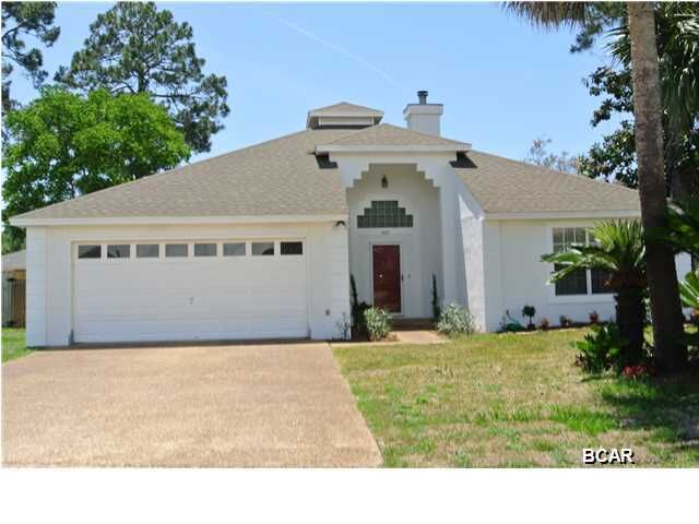 Property Photo: 400 Otto Lane FL 32408