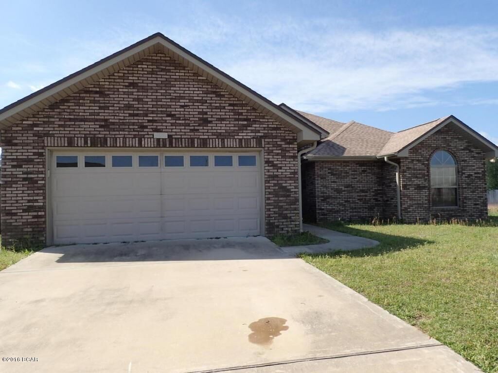 Property Photo: 4615 Bylsma Circle FL 32404