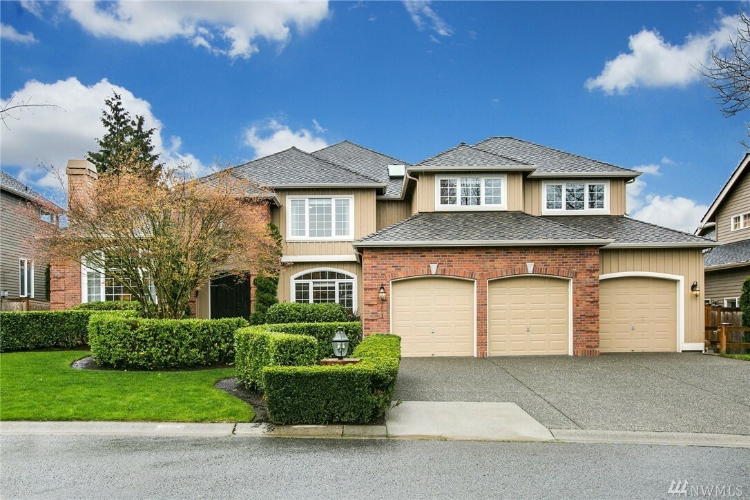 Property Photo: 1215 269th Ave SE WA 98075