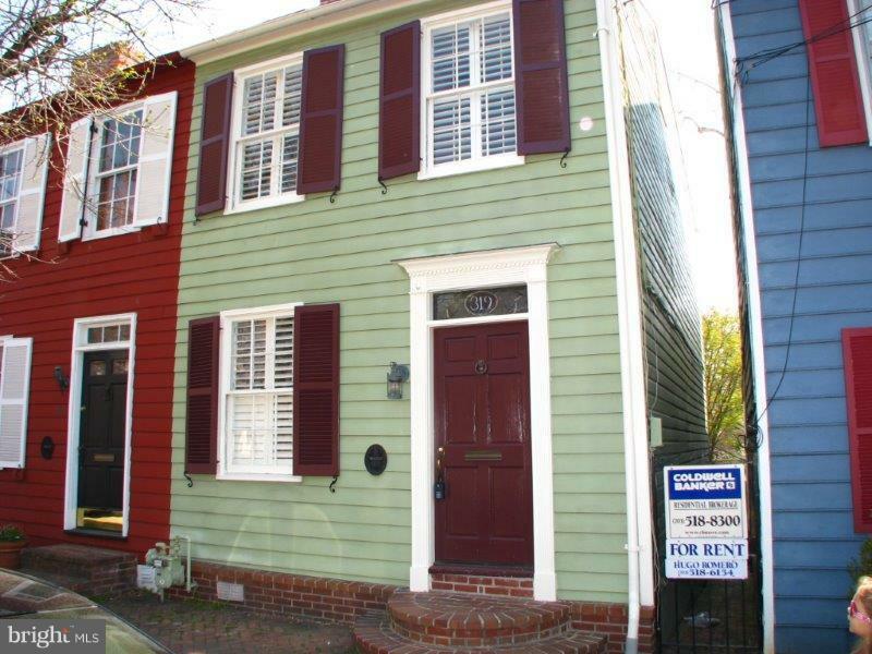 Property Photo:  319 Saint Asaph Street N  VA 22314 