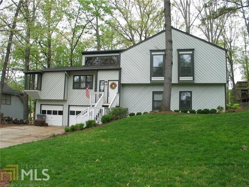 Property Photo:  510 Wood Valley Trace  GA 30076 