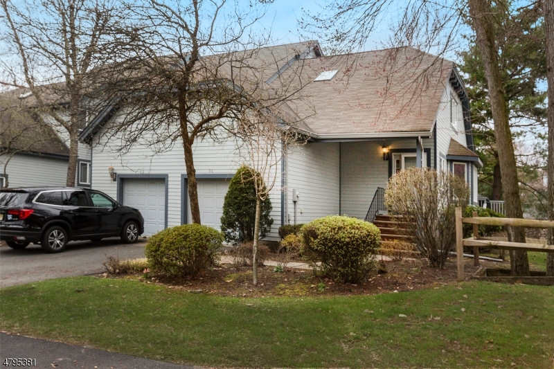 Property Photo:  56 Easedale Rd  NJ 07470 