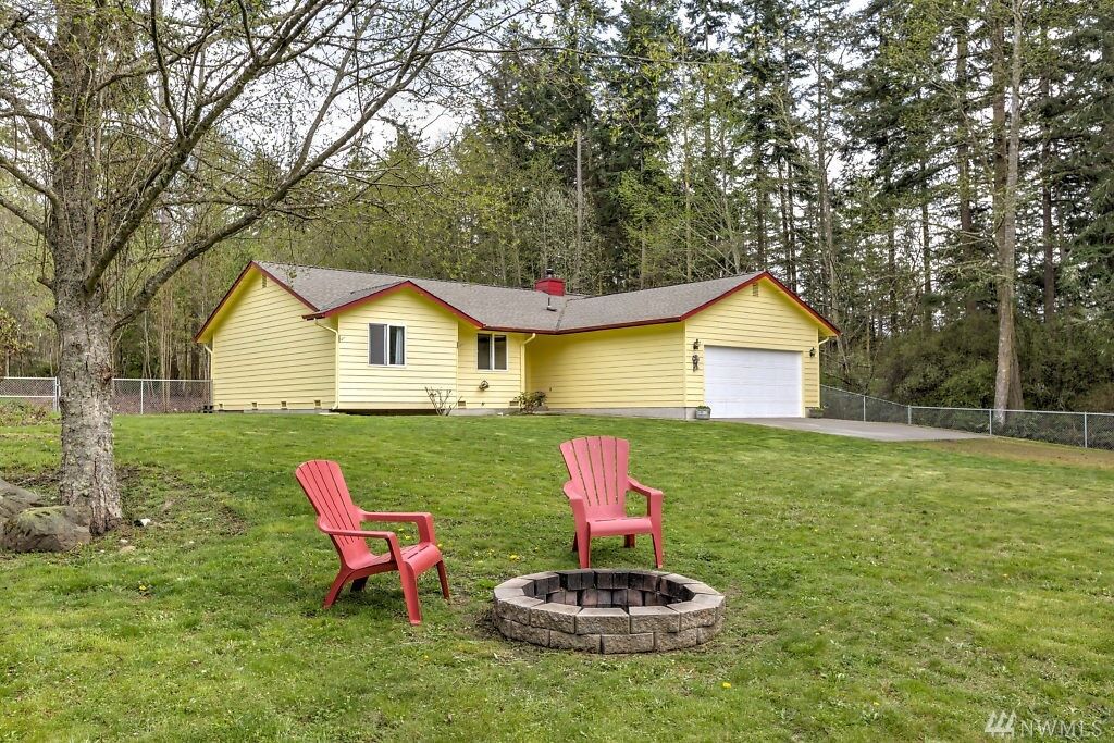 Property Photo:  4730 Park Acres Dr  WA 98277 