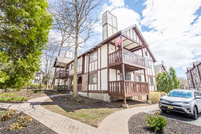 Property Photo:  3604 Whittier Ct  NJ 07430 