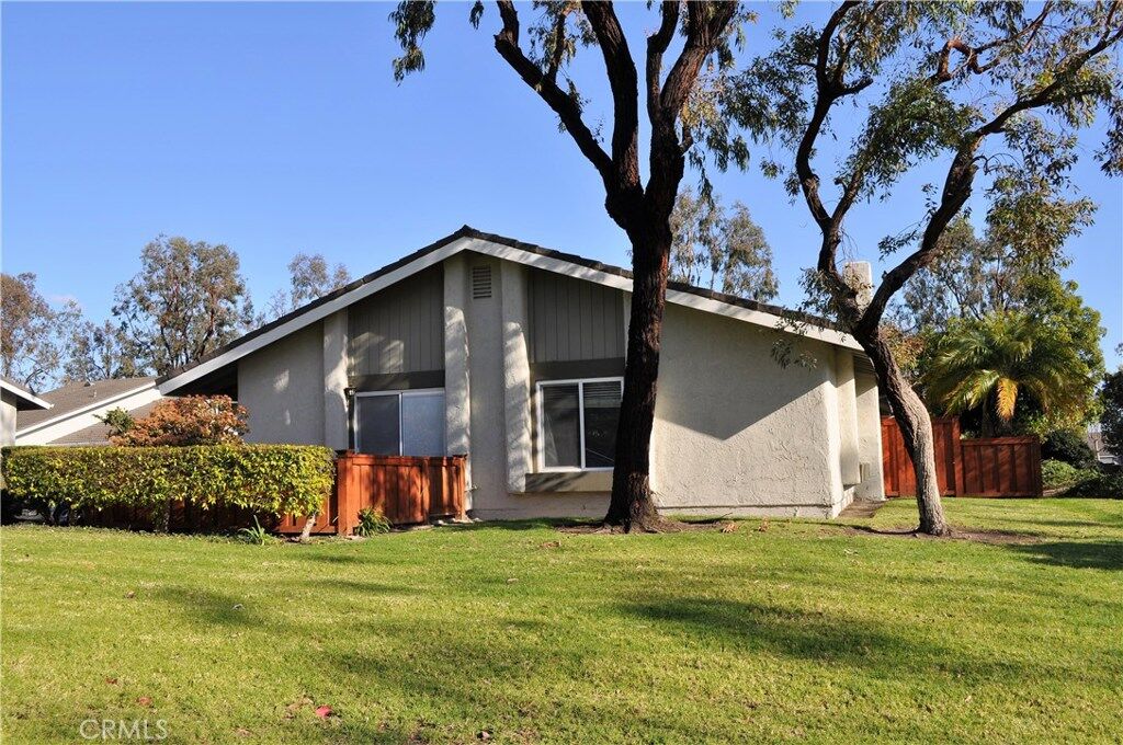Property Photo: 361 Calle Borrego CA 92672