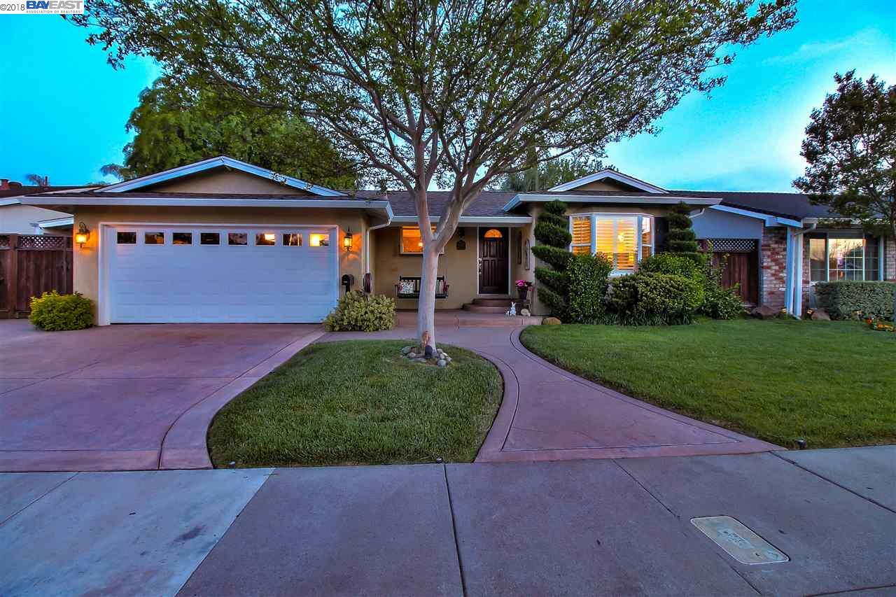 Property Photo:  6252 Gibson Ct  CA 94588 