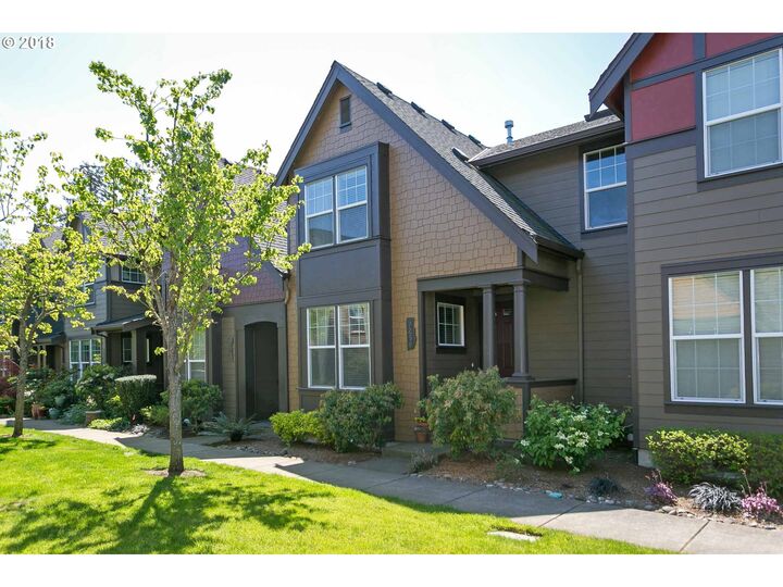 7258 NE Stoneybrook St  Hillsboro OR 97124 photo