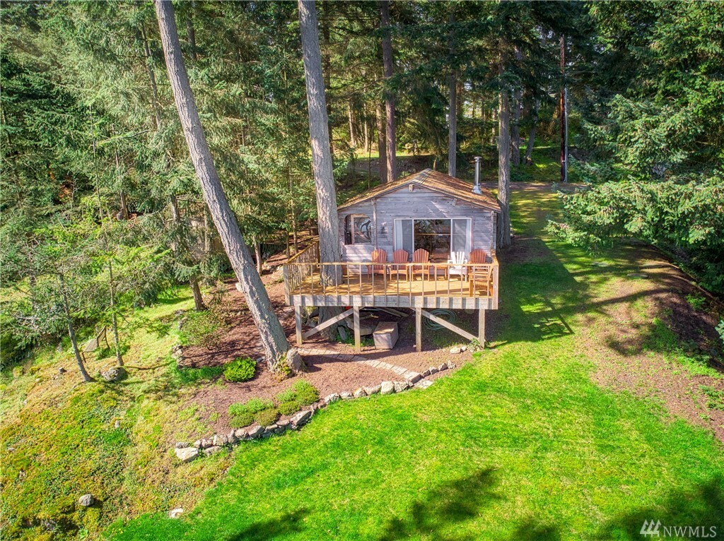 Property Photo:  7453 Holiday Blvd  WA 98221 