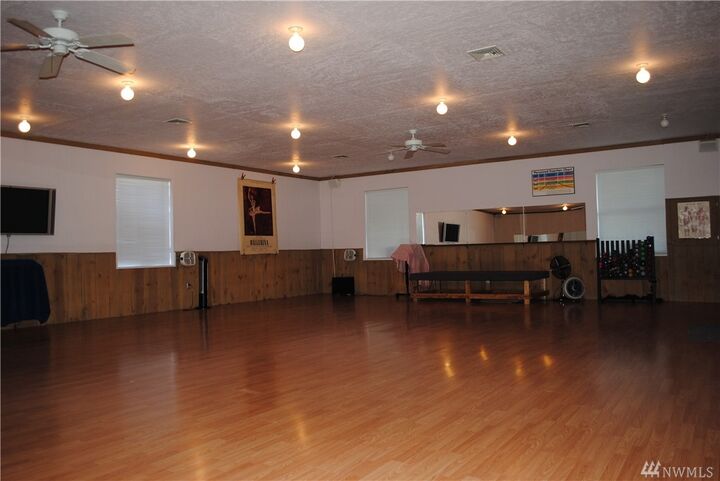 Property Photo:  230 W Gibson Ave  WA 98816 