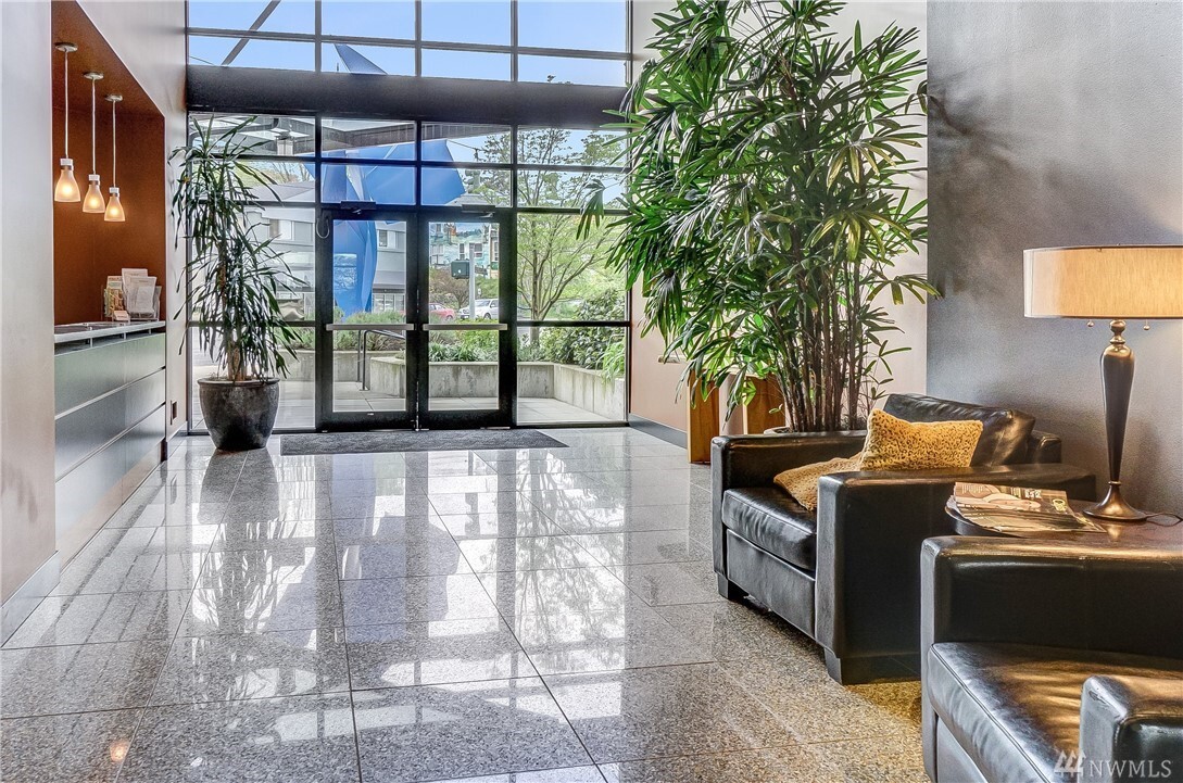 Property Photo: 1501 Tacoma Ave S 511 WA 98402