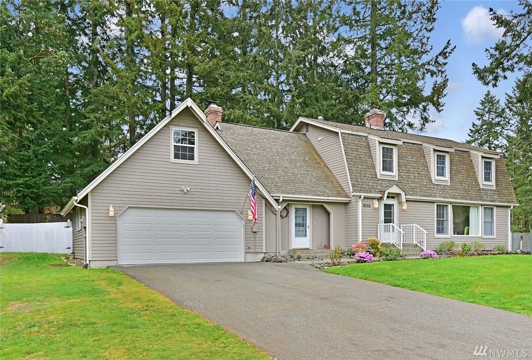Property Photo:  9258 Kristine Dr NW  WA 98311 
