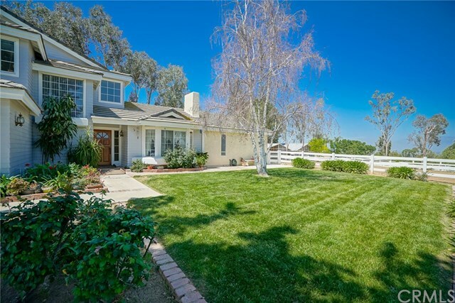 Property Photo:  15327 Cayuse Court  CA 92506 