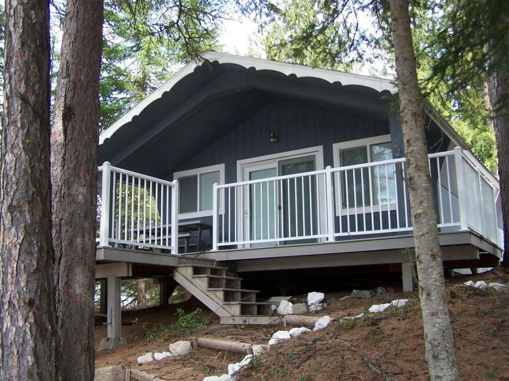 Property Photo:  2588 Lakeview Dr  WA 99114 