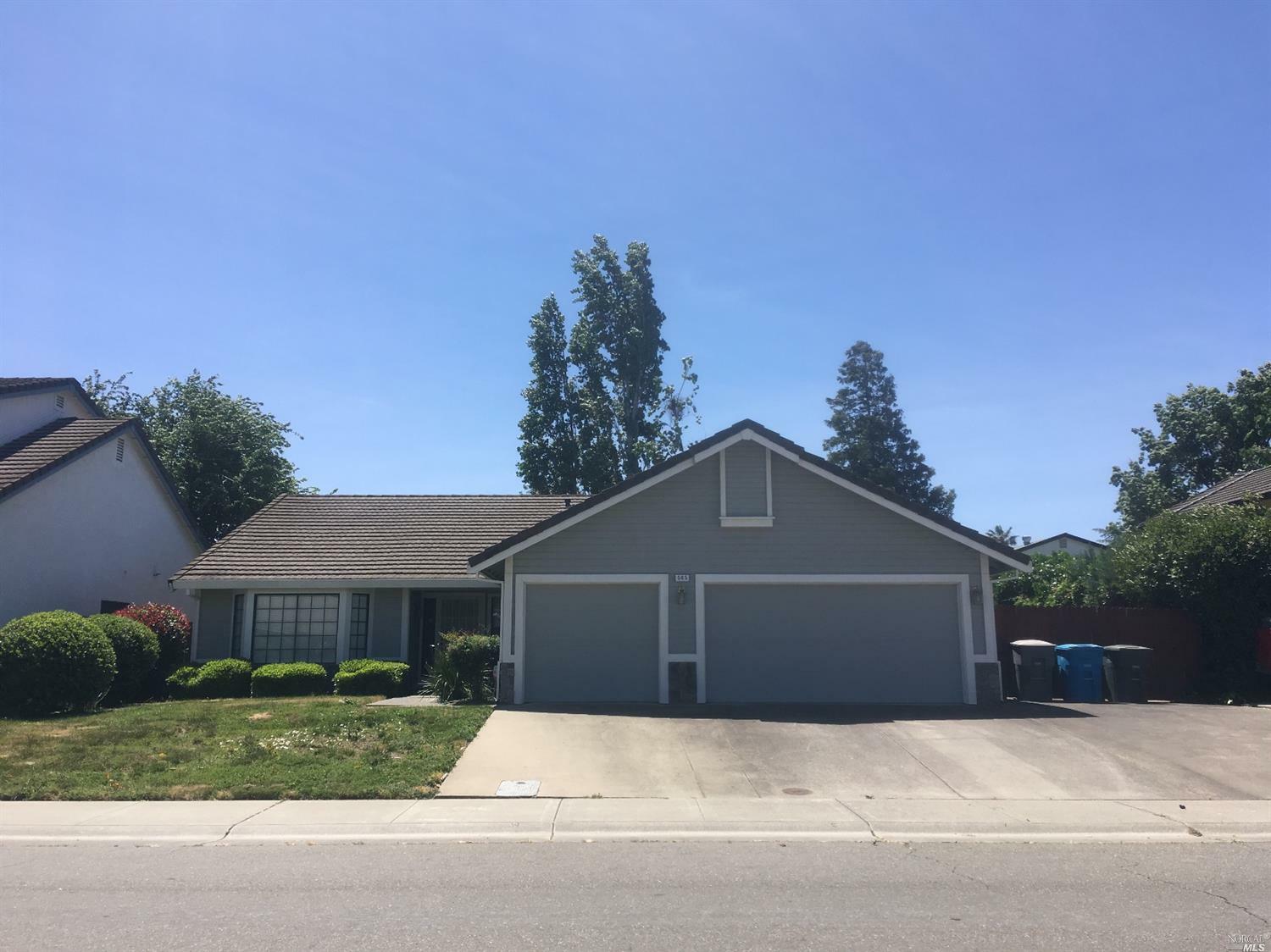 565 Fountain Way  Dixon CA 95620 photo