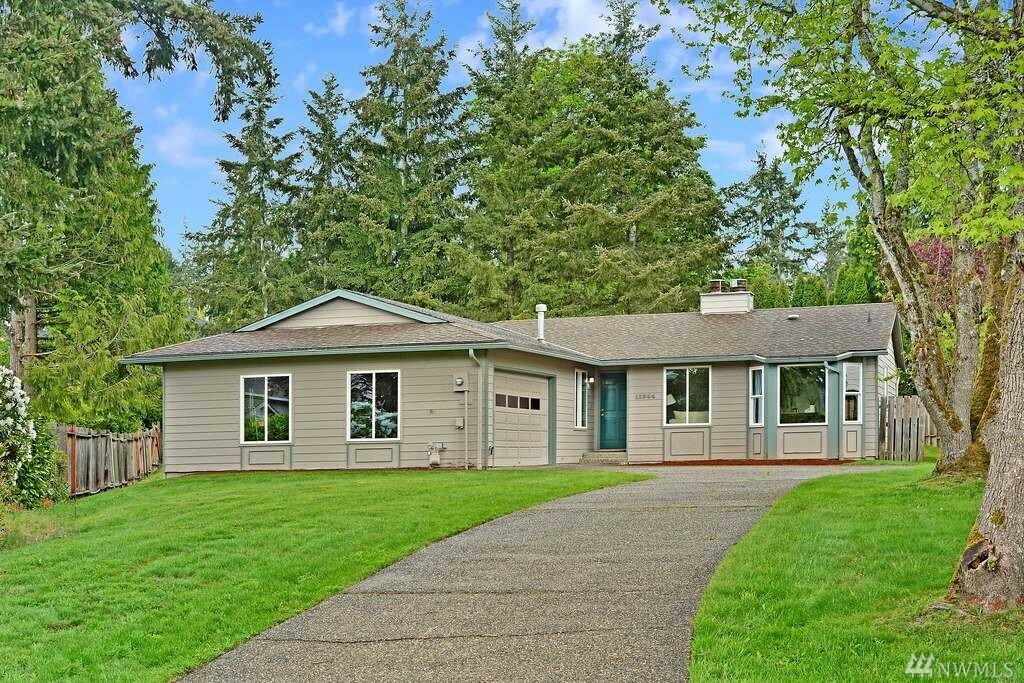 Property Photo:  11344 161st Ct NE  WA 98052 