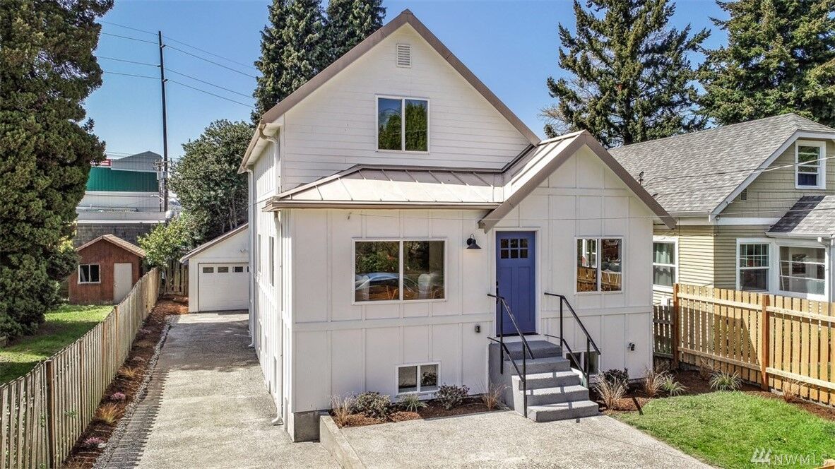 Property Photo: 4217 5th Ave NW WA 98107