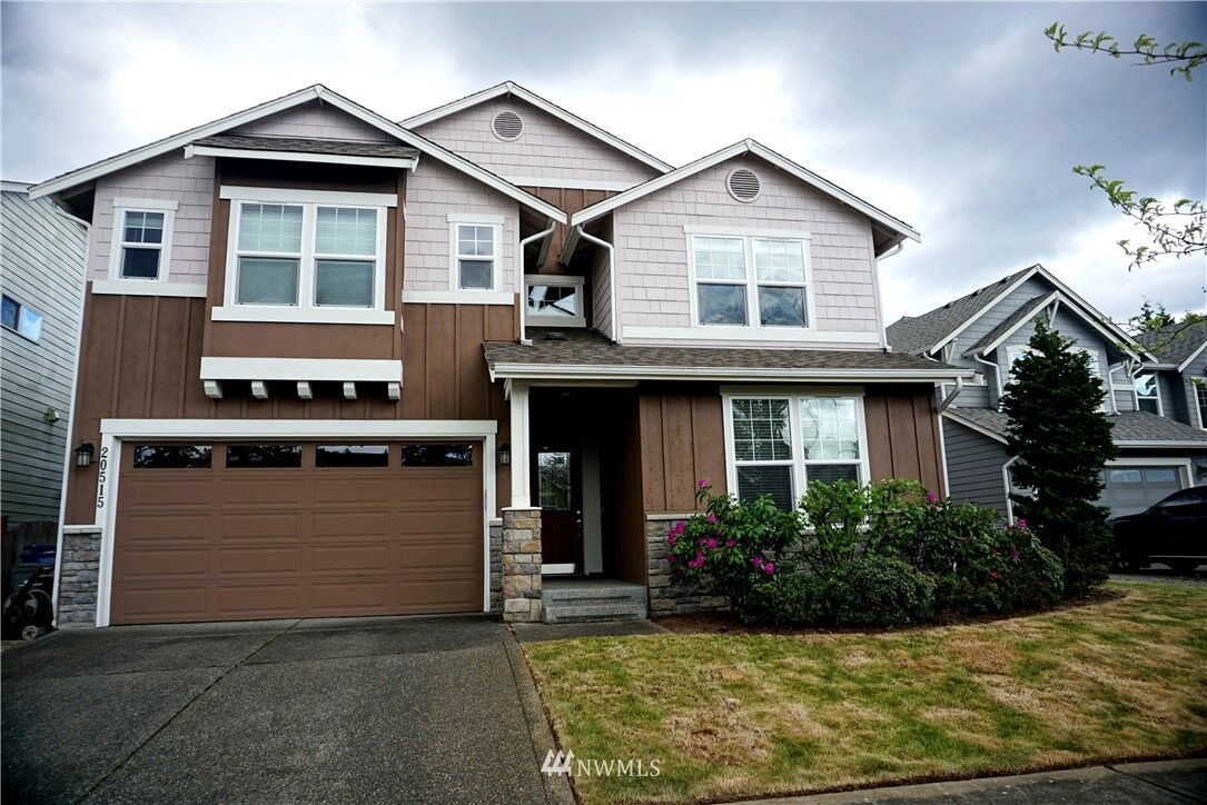 Property Photo:  20515 9th Avenue W  WA 98036 