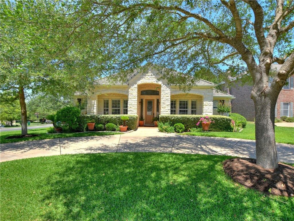 Property Photo:  1 Glenway Drive  TX 78738 