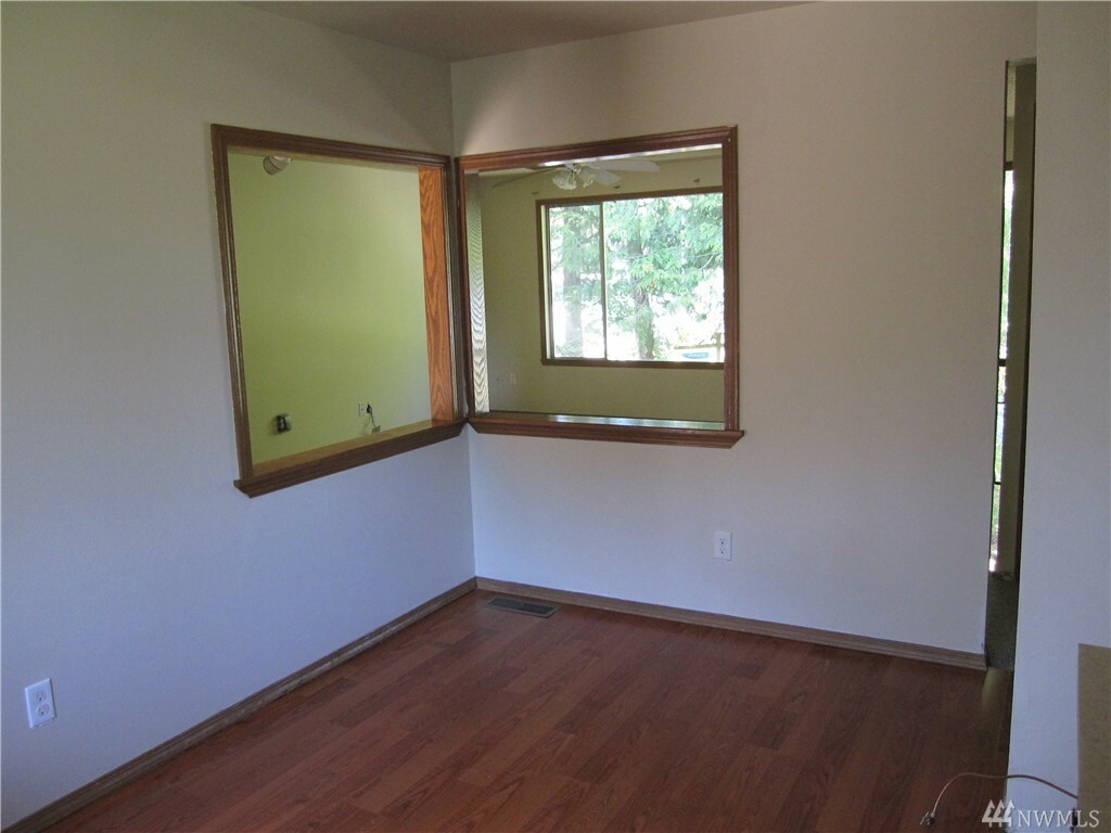 Property Photo:  3205 NE Fisher Ct  WA 98310 