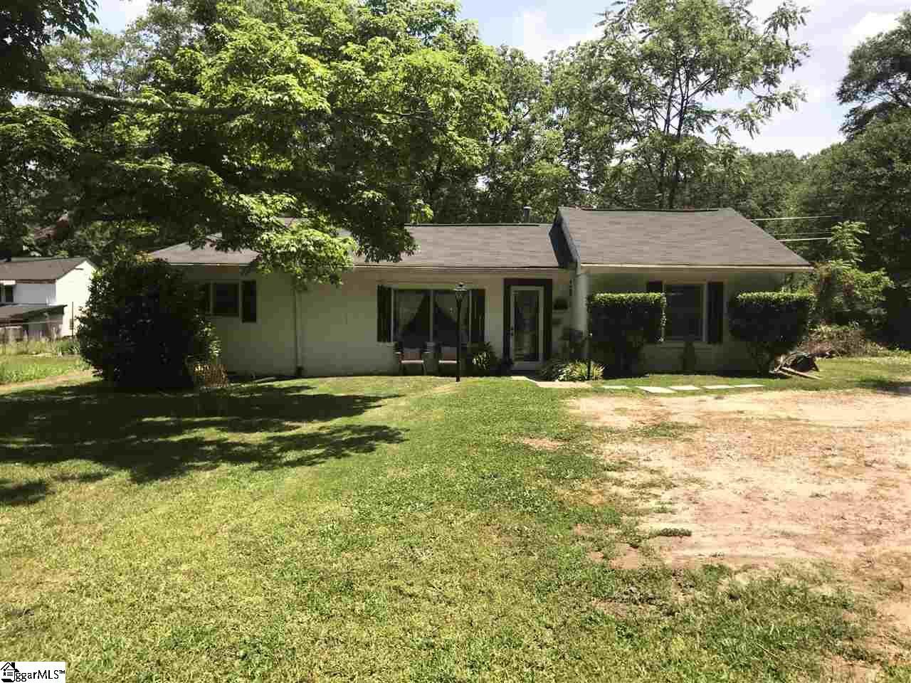 Property Photo:  219 Briarcliff Road  SC 29301 