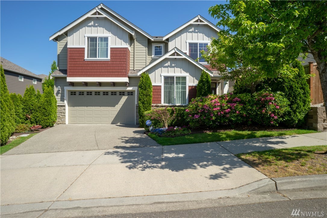 Property Photo: 4011 167th St SE WA 98012