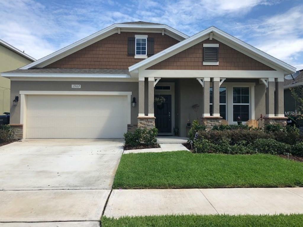 Property Photo: 1907 Siesta Falls Court FL 32824
