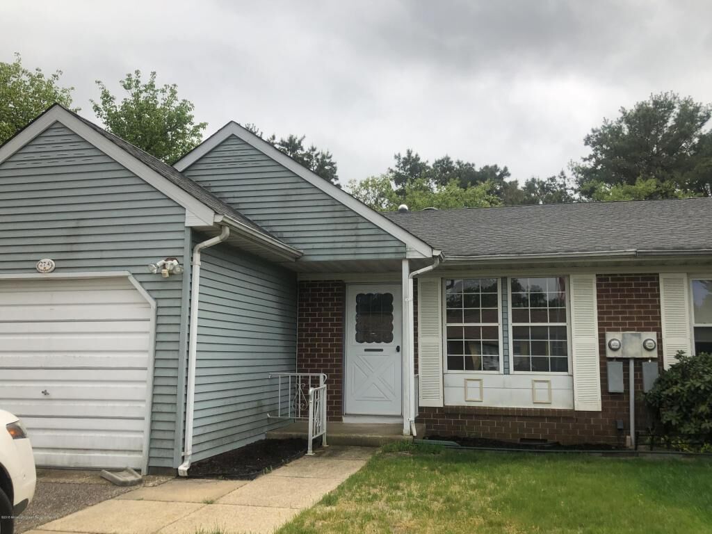 Property Photo:  27A Easton Drive  NJ 08759 