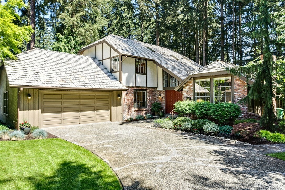 Property Photo:  14415 26th Dr SE  WA 98012 