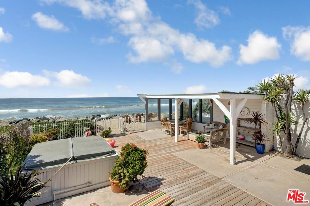 Property Photo:  31336 Broad Beach Rd  CA 90265