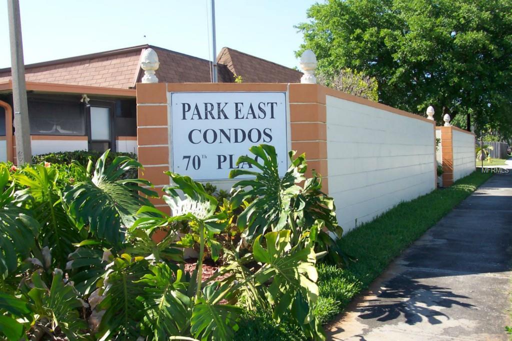 Property Photo: 5047 70th Place N FL 33781