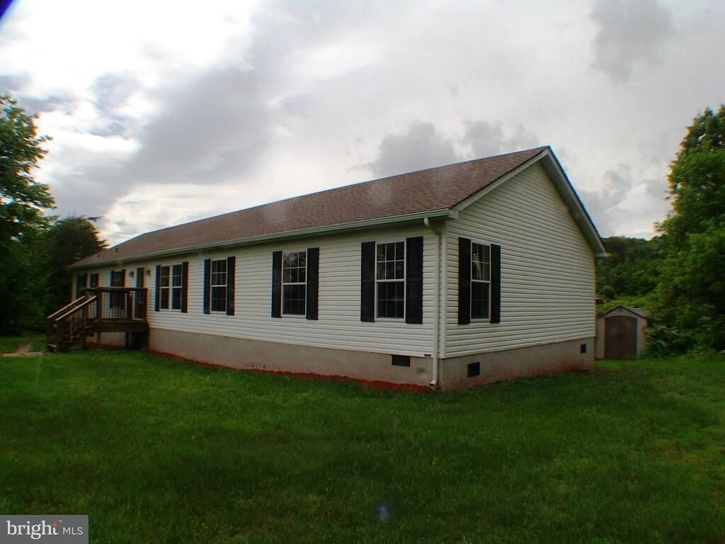 Property Photo: 369 Newlins Hill Road VA 22603