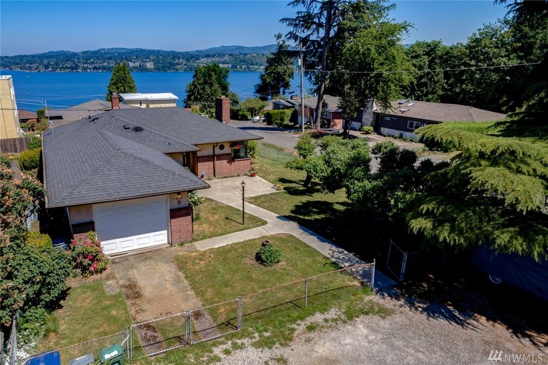 Property Photo:  11024 Forest Ave S  WA 98178 
